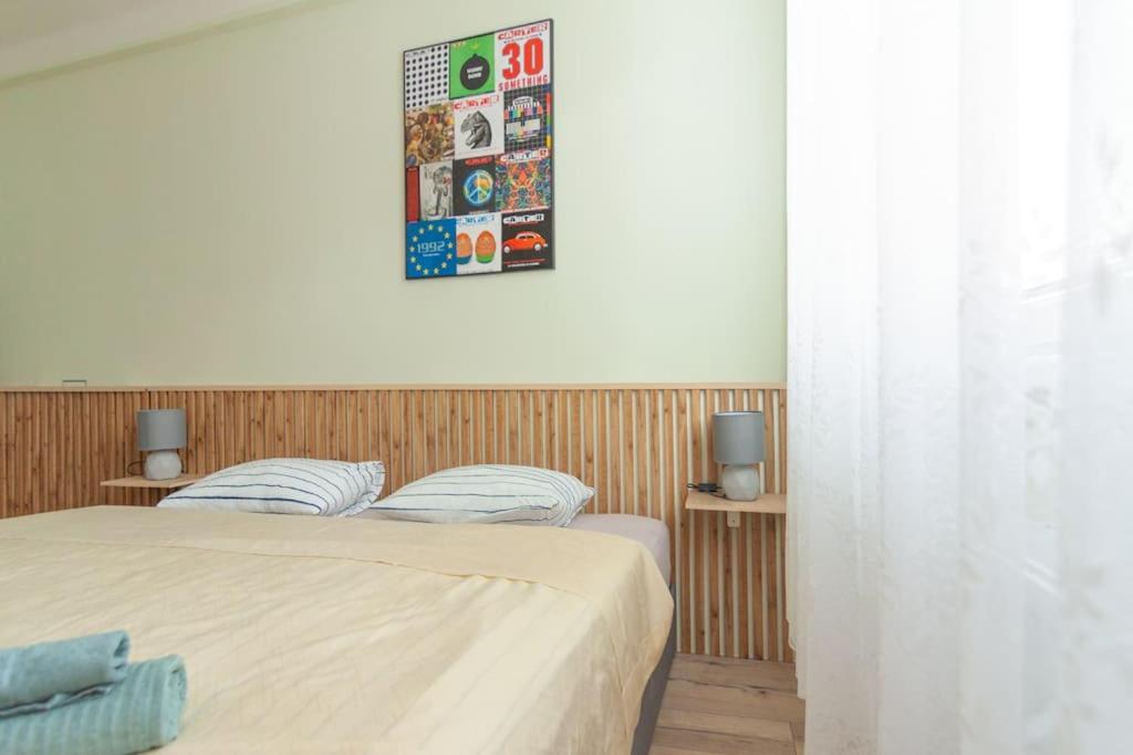 Vysoka Apartman Emf/Stp บราติสลาวา ภายนอก รูปภาพ